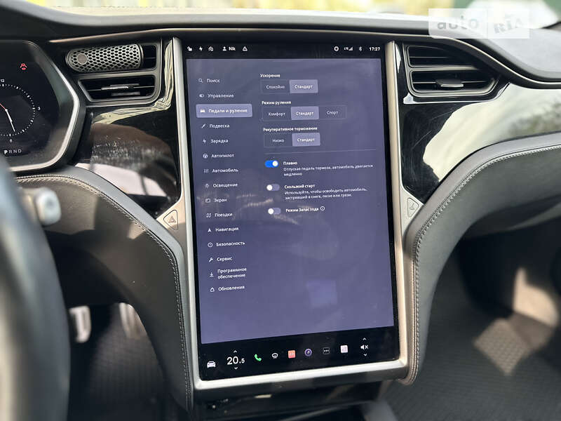 Ліфтбек Tesla Model S 2018 в Львові