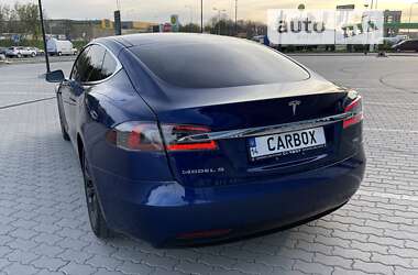 Ліфтбек Tesla Model S 2018 в Львові