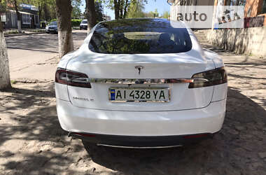 Лифтбек Tesla Model S 2013 в Сквире