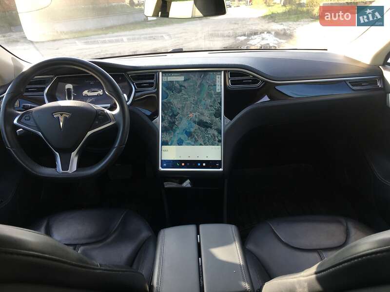 Лифтбек Tesla Model S 2014 в Перемышлянах