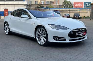 Ліфтбек Tesla Model S 2015 в Одесі