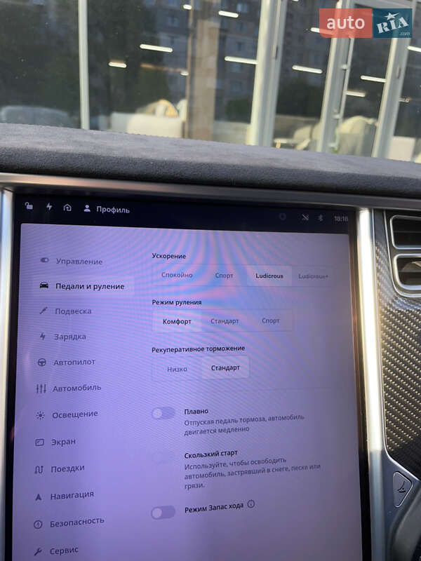 Лифтбек Tesla Model S 2017 в Хмельницком фото 37 Лифтбек Tesla Model S 2017 в Хмельницком