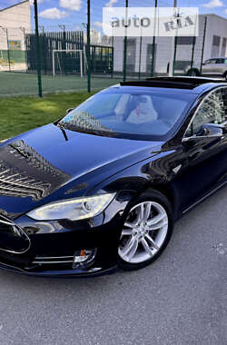 Лифтбек Tesla Model S 2012 в Киеве