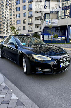 Лифтбек Tesla Model S 2012 в Киеве