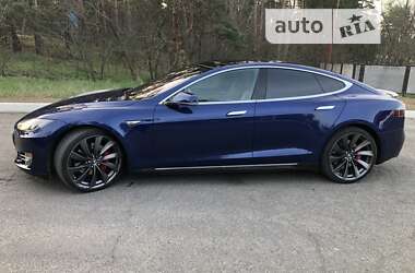 Ліфтбек Tesla Model S 2016 в Одесі