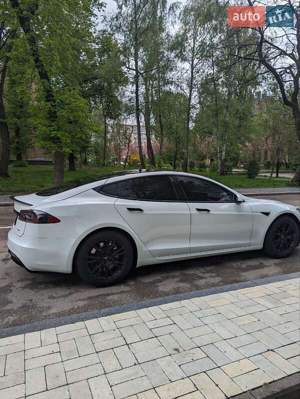Ліфтбек Tesla Model S 2021 в Києві