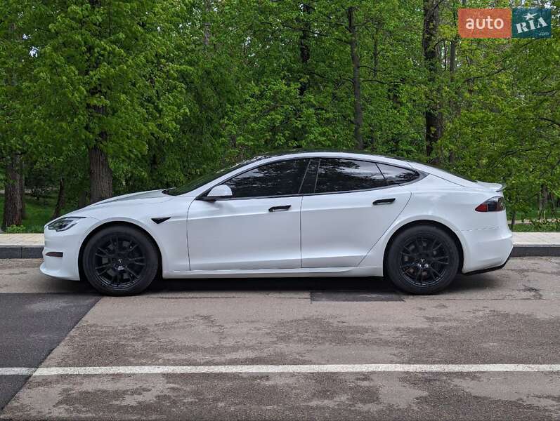 Ліфтбек Tesla Model S 2021 в Києві