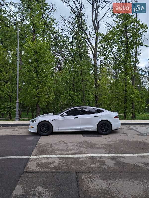 Ліфтбек Tesla Model S 2021 в Києві