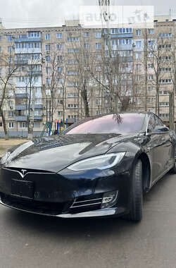 Ліфтбек Tesla Model S 2018 в Миколаєві