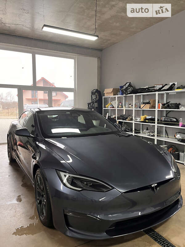 Ліфтбек Tesla Model S 2022 в Івано-Франківську