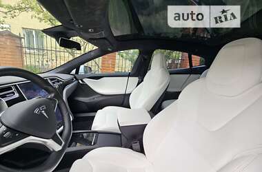 Лифтбек Tesla Model S 2018 в 