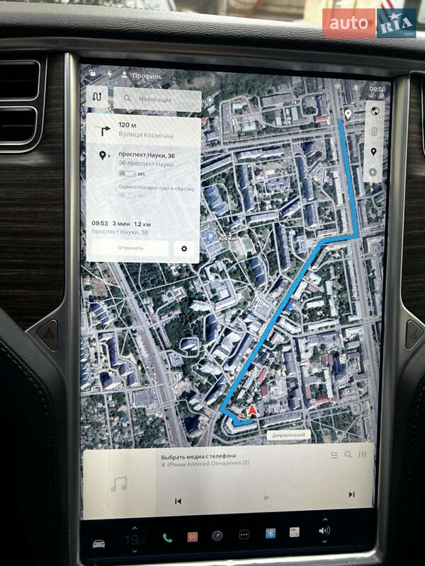 Ліфтбек Tesla Model S 2015 в Харкові