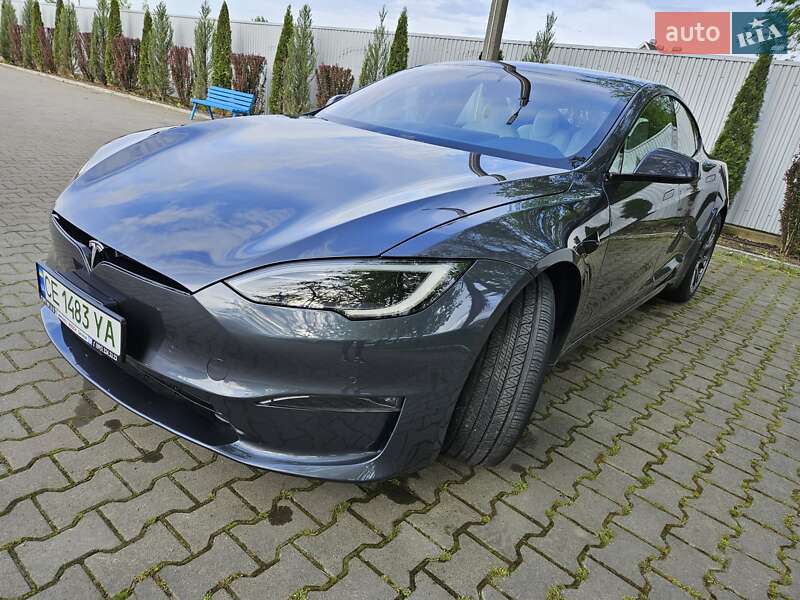 Лифтбек Tesla Model S 2022 в Черновцах