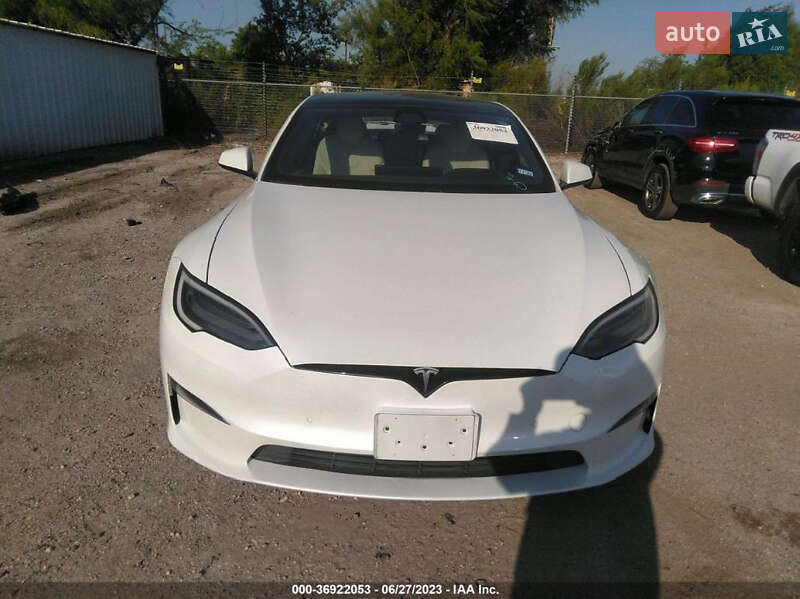 Лифтбек Tesla Model S 2021 в Киеве