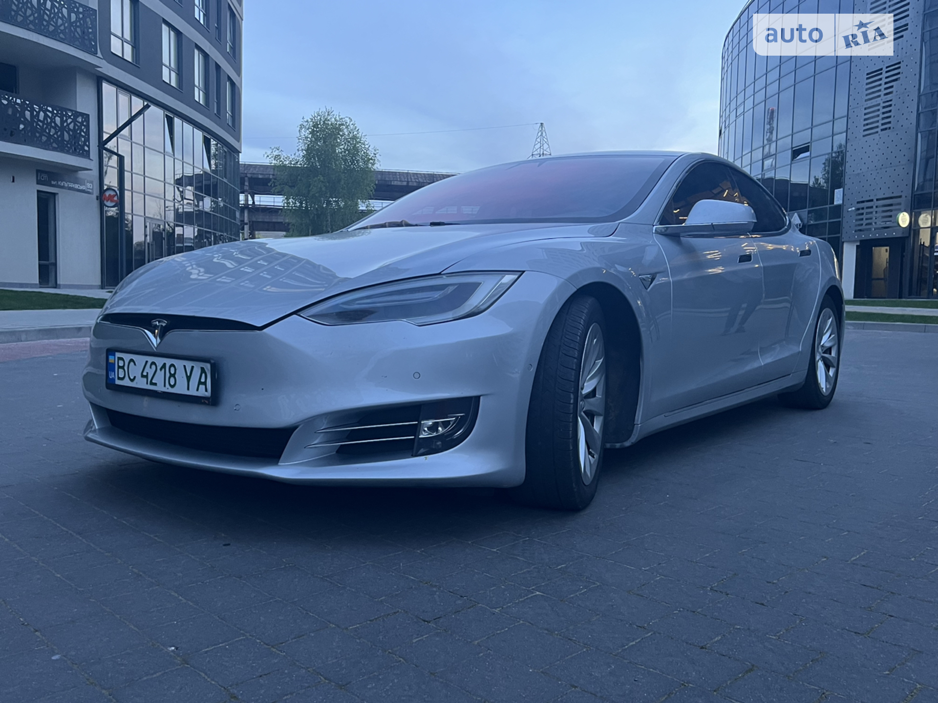 2016 Tesla Model S - мініатюра 18