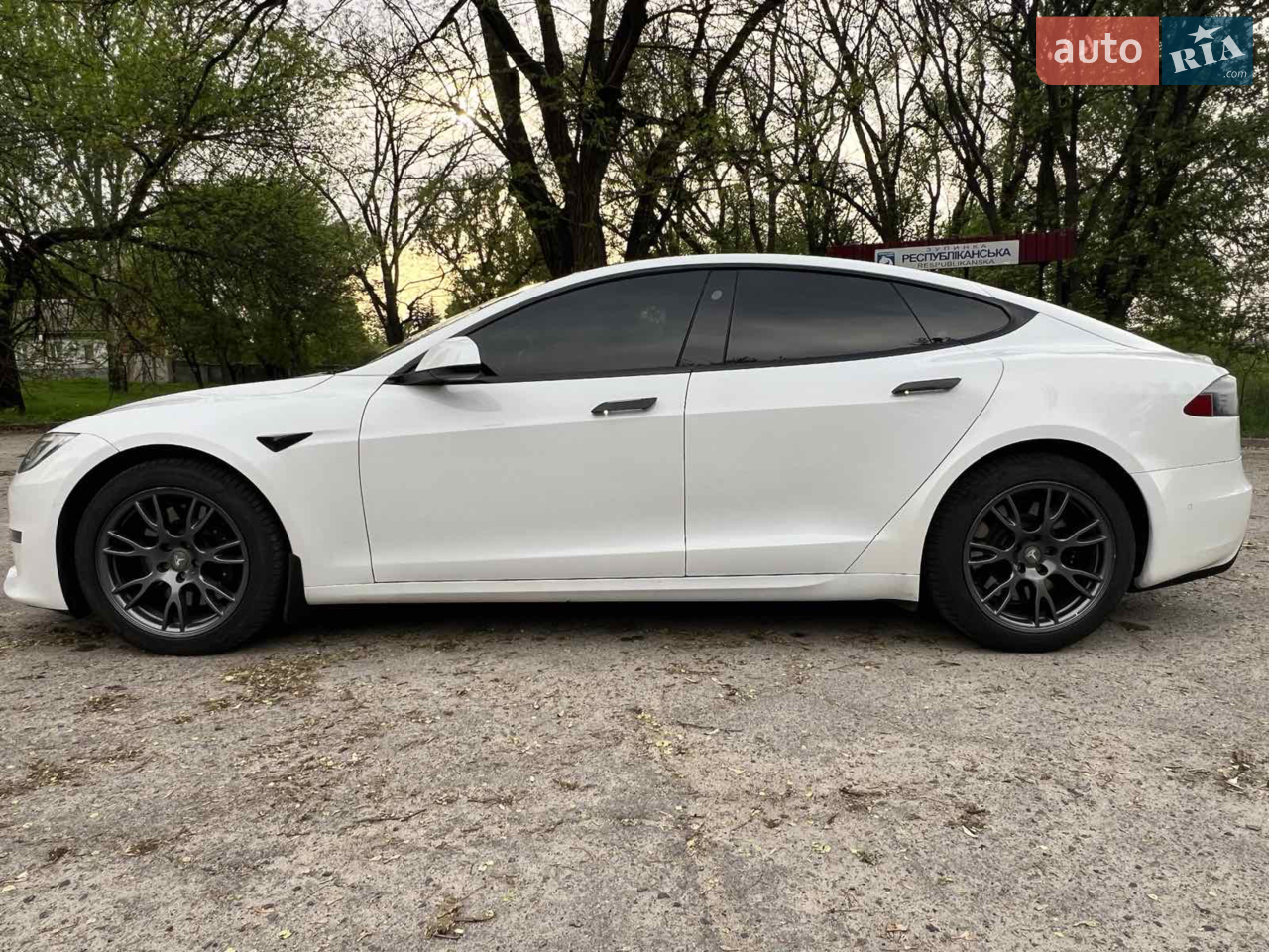 2023 Tesla Model S - мініатюра 13