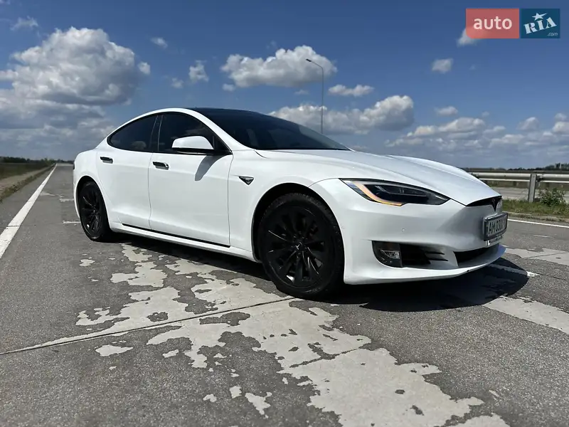 Tesla Model S