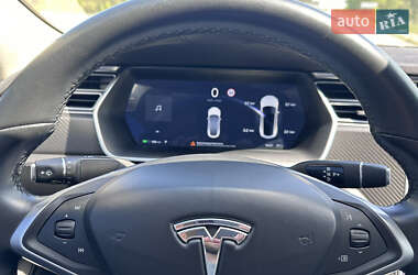 Лифтбек Tesla Model S 2017 в Житомире