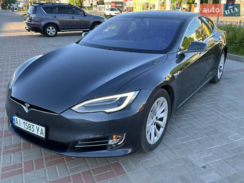 Tesla Model S 2017