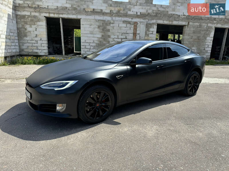 Ліфтбек Tesla Model S 2013 в Житомирі