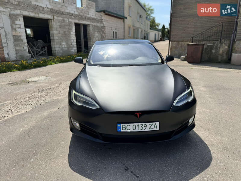 Лифтбек Tesla Model S 2013 в Житомире
