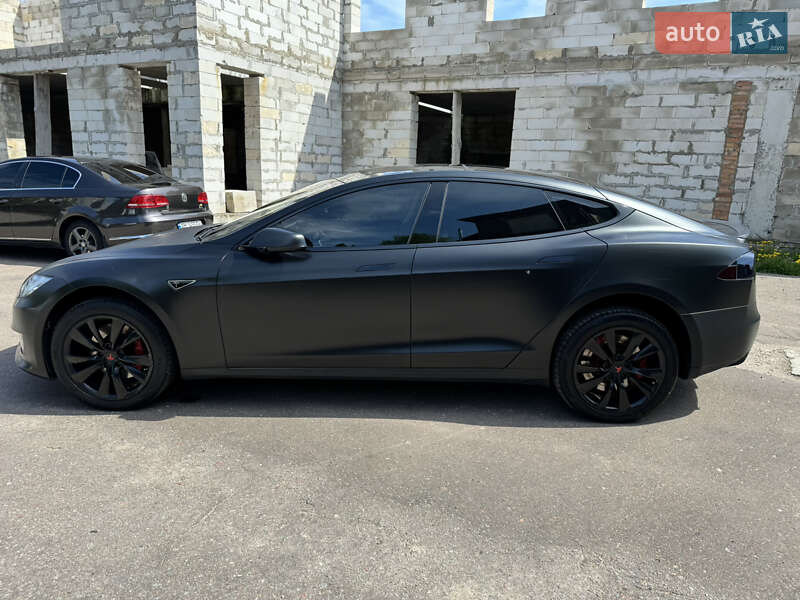Лифтбек Tesla Model S 2013 в Житомире