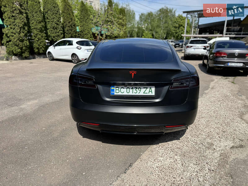 Ліфтбек Tesla Model S 2013 в Житомирі