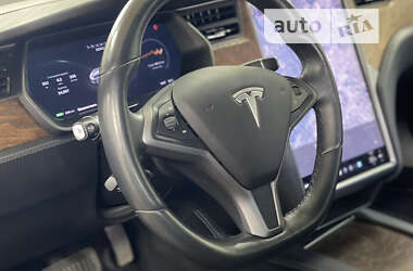 Лифтбек Tesla Model S 2019 в 
