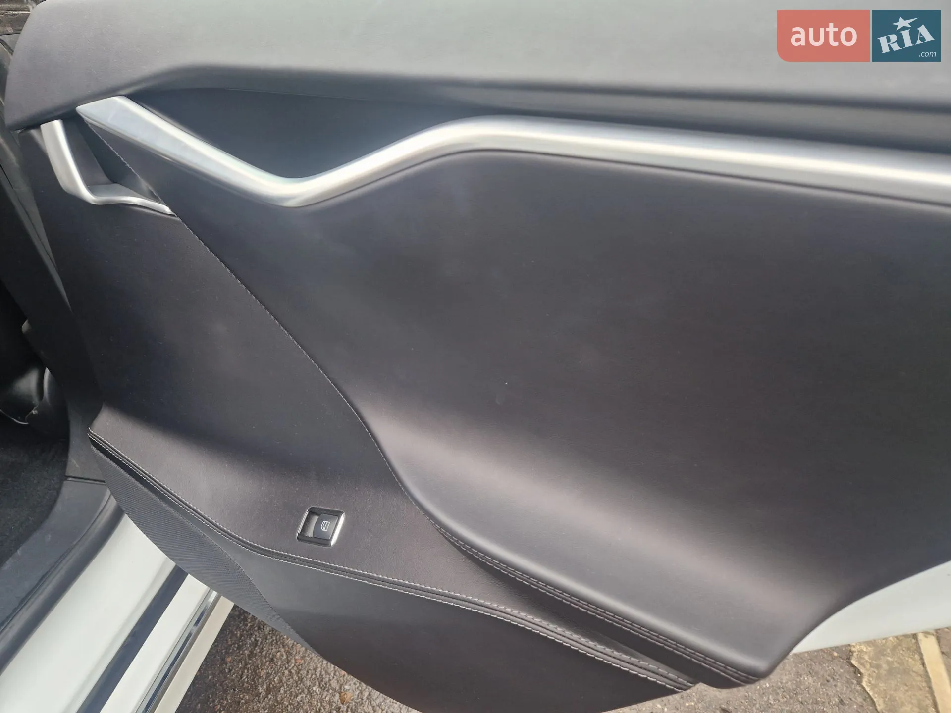 2016 Tesla Model S - мініатюра 16