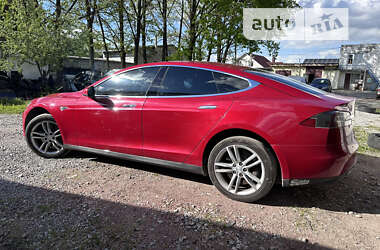 Лифтбек Tesla Model S 2013 в Житомире