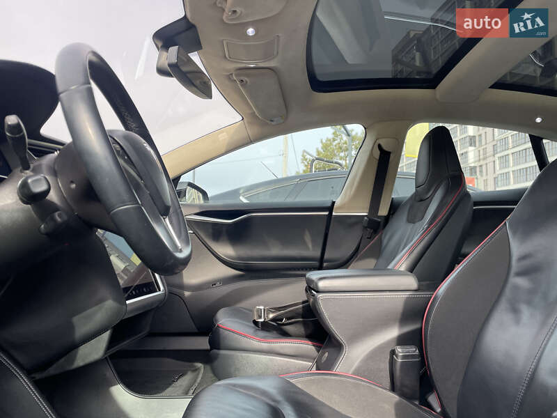 Лифтбек Tesla Model S 2014 в Харькове