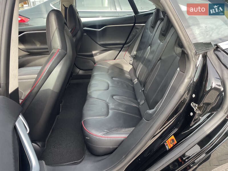 Лифтбек Tesla Model S 2014 в Харькове