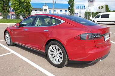 Лифтбек Tesla Model S 2015 в Житомире