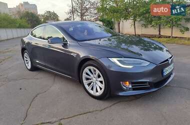 Лифтбек Tesla Model S 2016 в Одессе