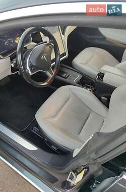Лифтбек Tesla Model S 2016 в Одессе