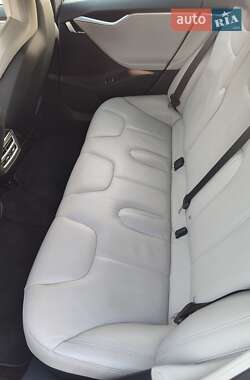 Лифтбек Tesla Model S 2016 в Одессе