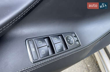 Лифтбек Tesla Model S 2018 в Василькове