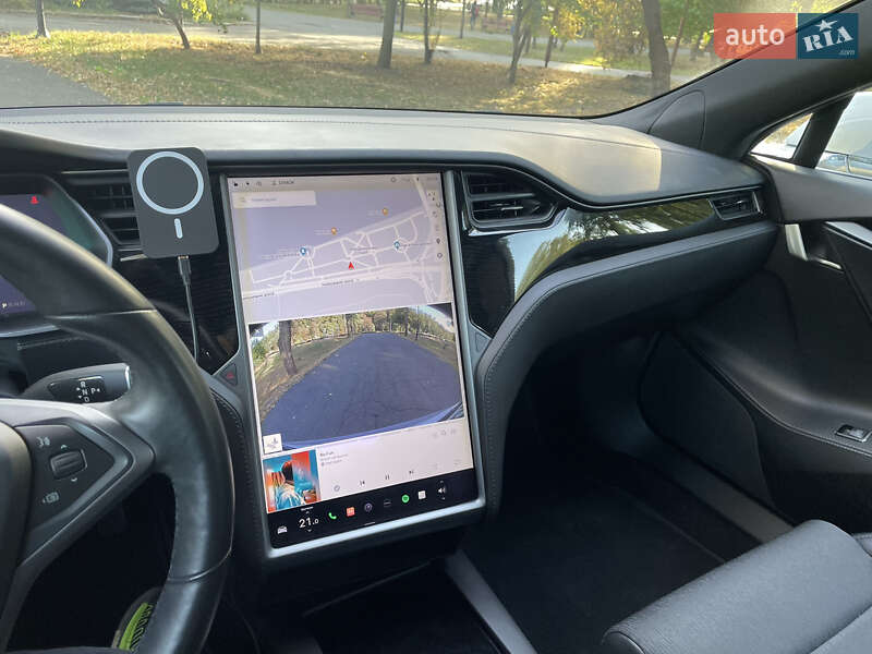Лифтбек Tesla Model S 2018 в Василькове