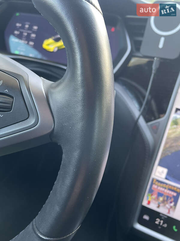 Лифтбек Tesla Model S 2018 в Василькове