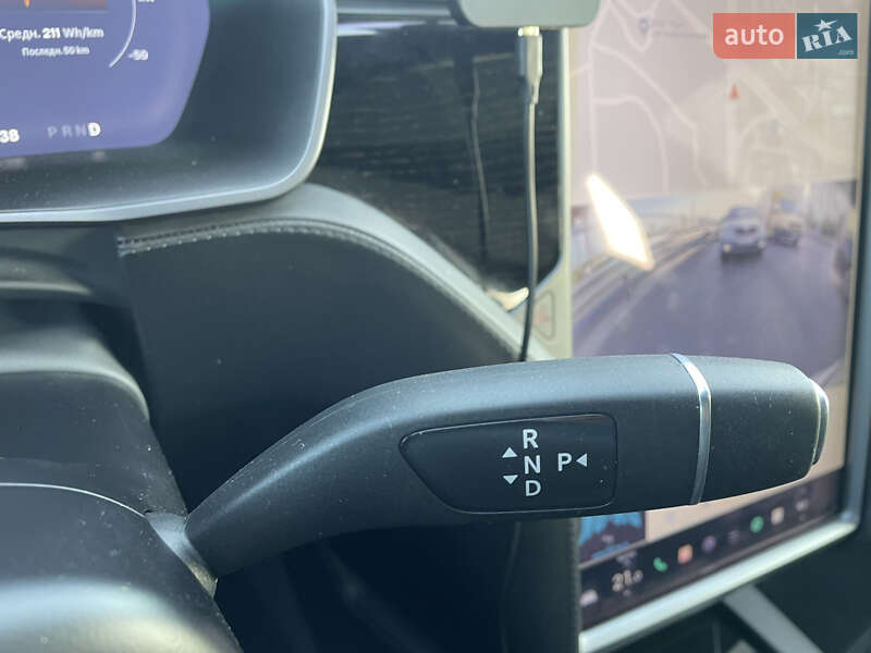 Лифтбек Tesla Model S 2018 в Василькове