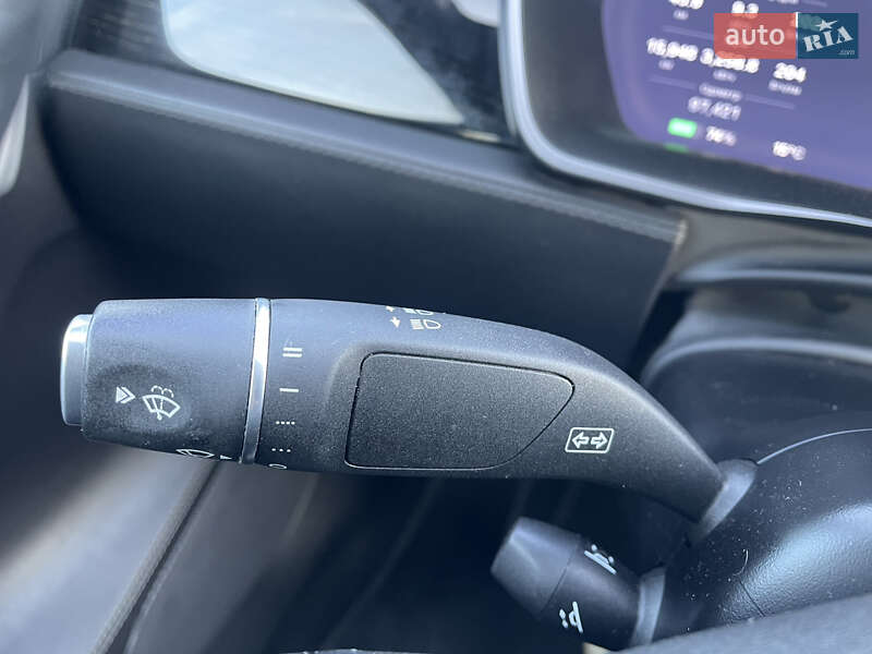 Лифтбек Tesla Model S 2018 в Василькове
