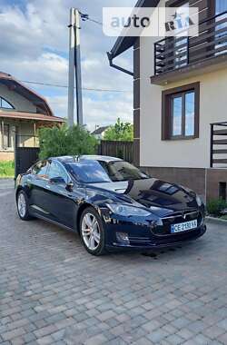 Ліфтбек Tesla Model S 2014 в Чернівцях