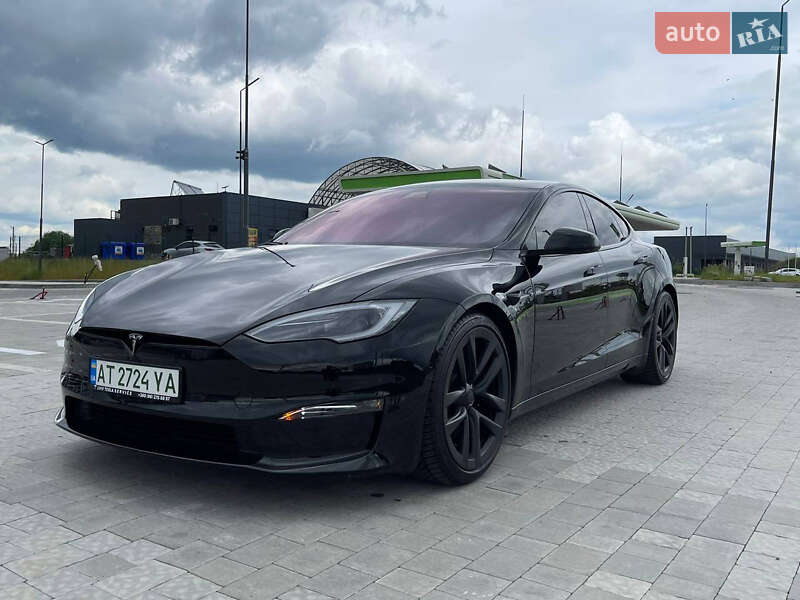 Лифтбек Tesla Model S 2022 в Львове