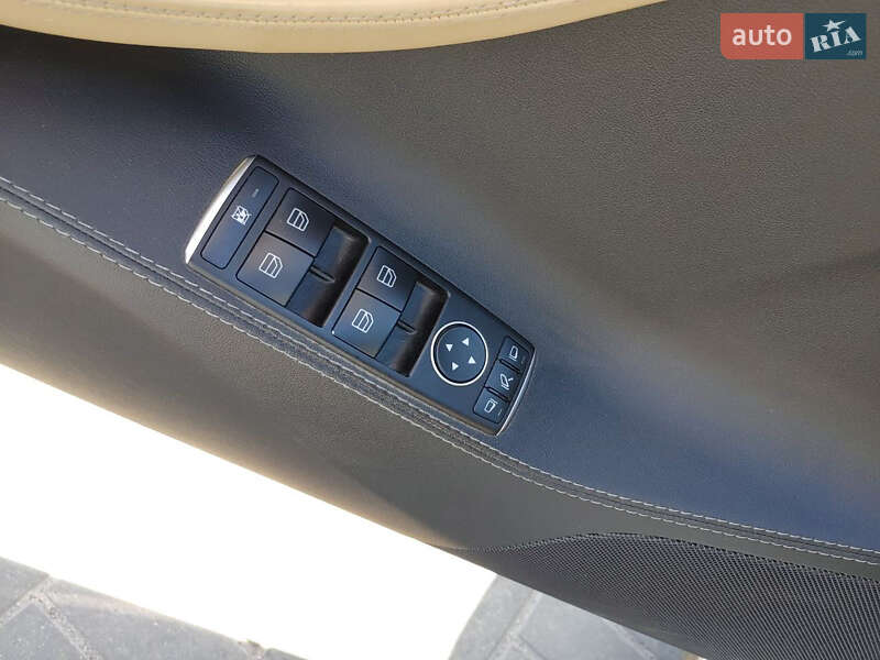 Лифтбек Tesla Model S 2015 в Черкассах