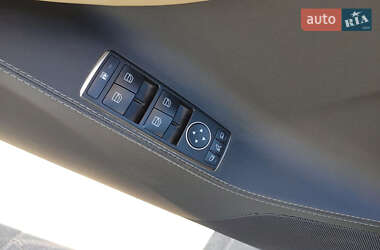 Лифтбек Tesla Model S 2015 в 