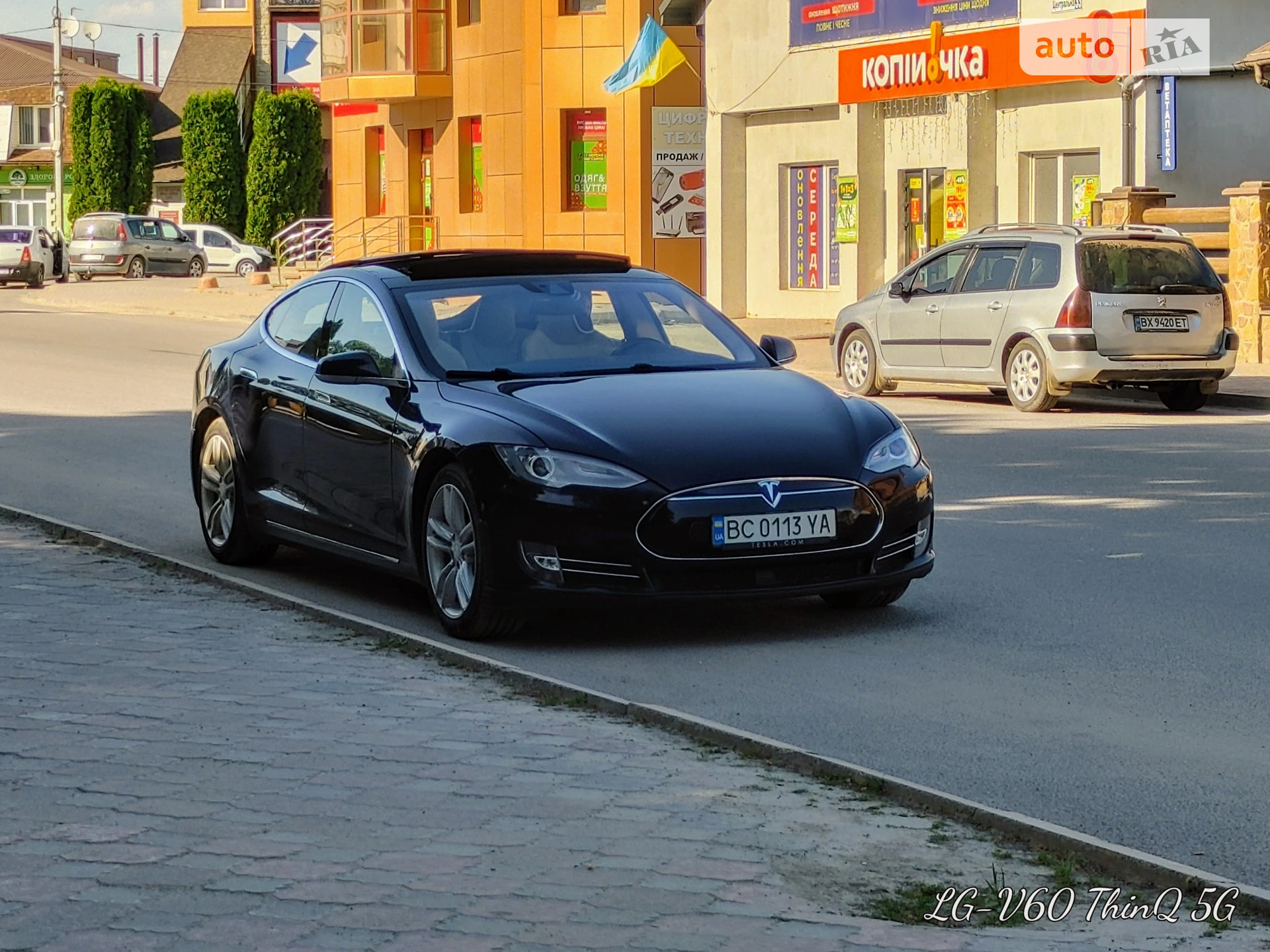2015 Tesla Model S - фото 1