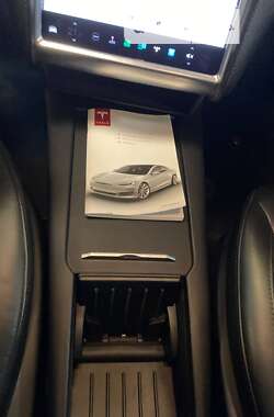 Лифтбек Tesla Model S 2016 в Киеве