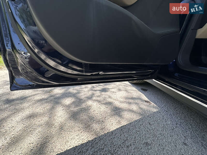 Лифтбек Tesla Model S 2015 в Ивано-Франковске