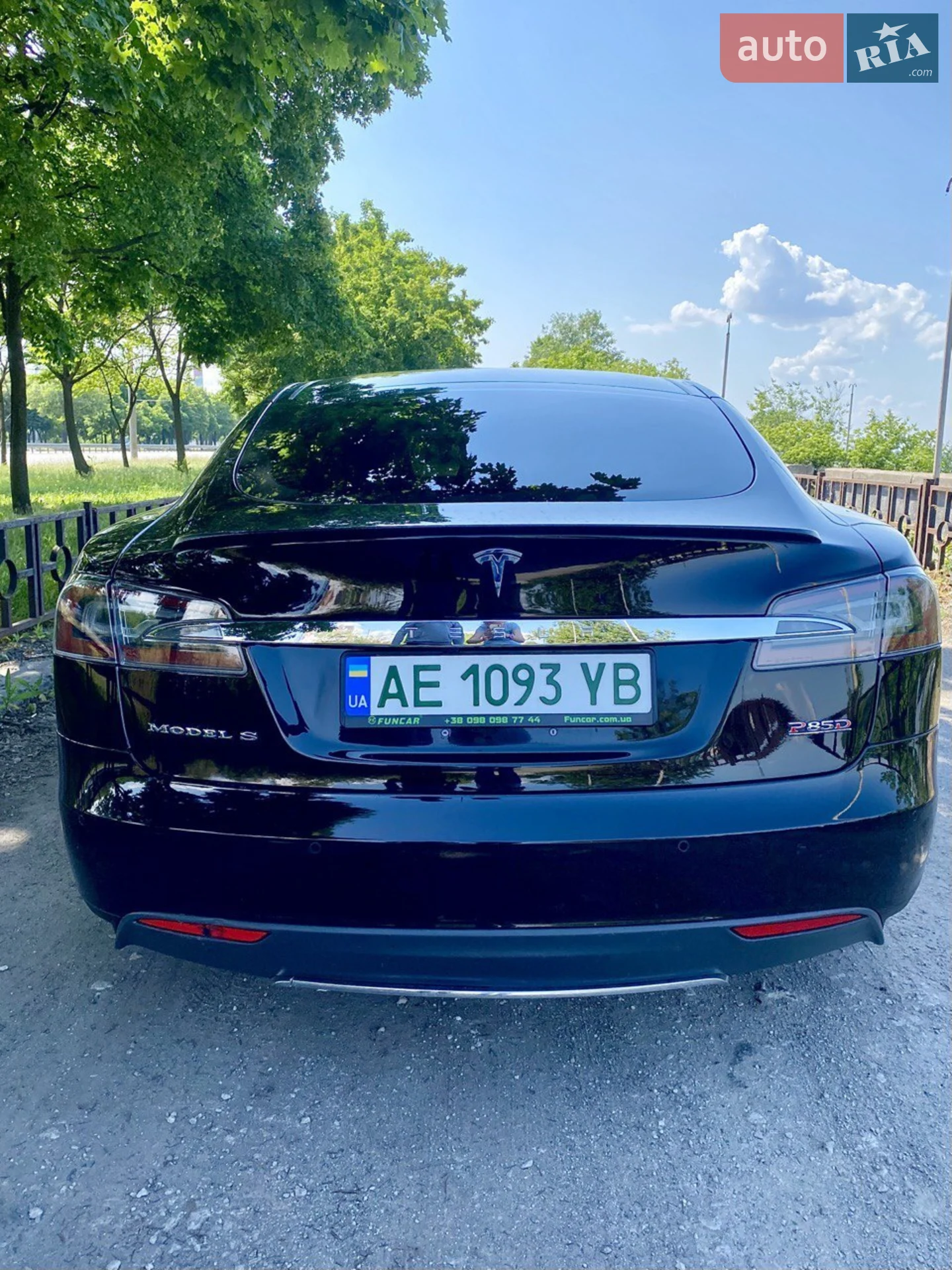 2015 Tesla Model S - мініатюра 3