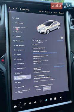 Лифтбек Tesla Model S 2018 в 